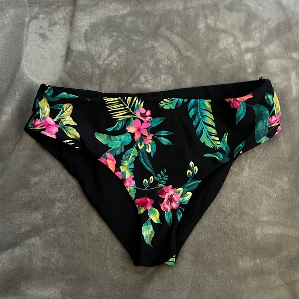 Cupshe Black Floral Bikini Bottom